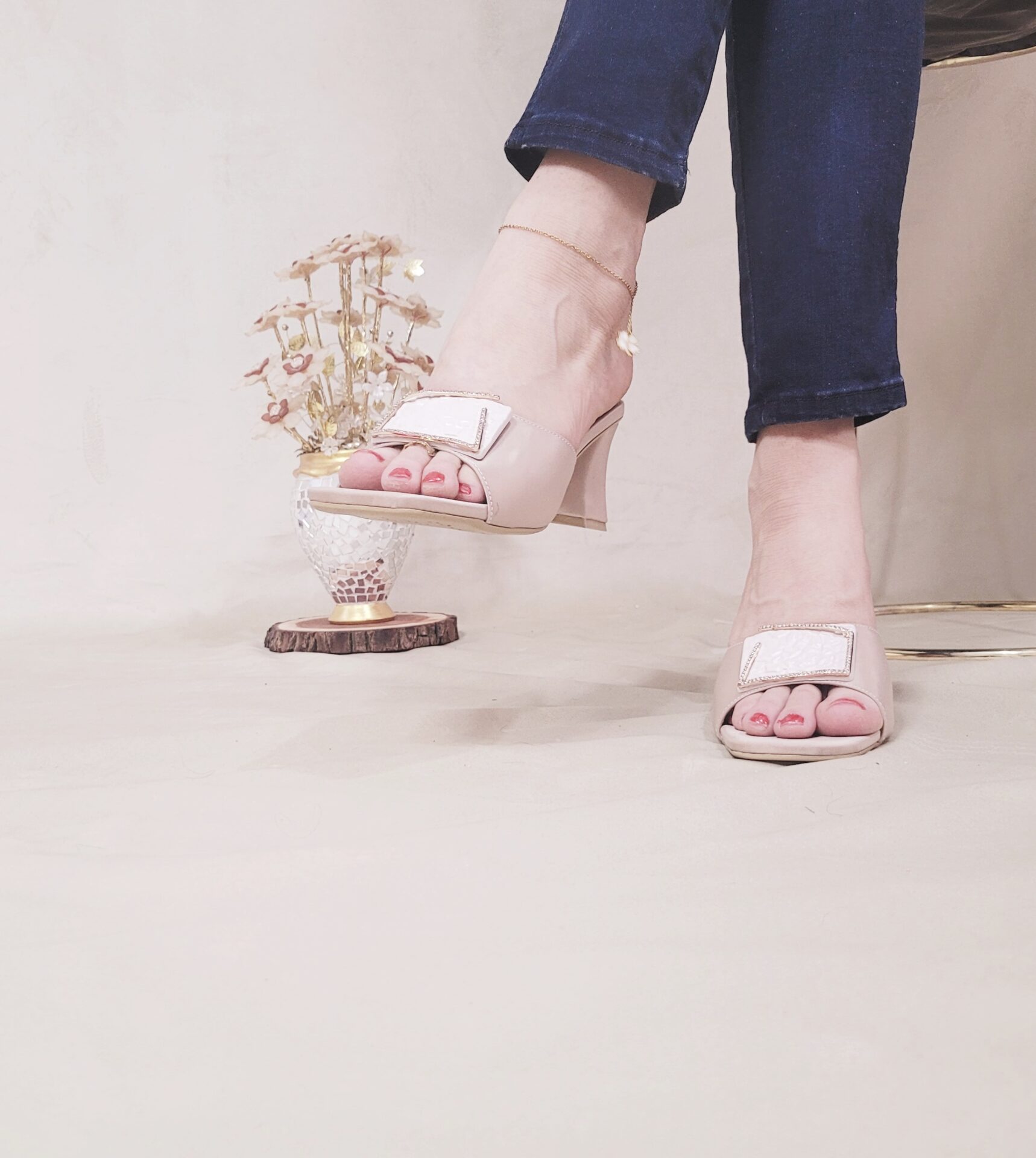 صندل مجلسی کرم